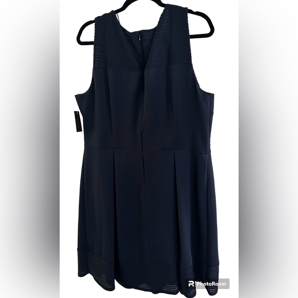 NWT Lane Bryant navy blue, knee length dress. Size 20W. - Picture 2 of 3